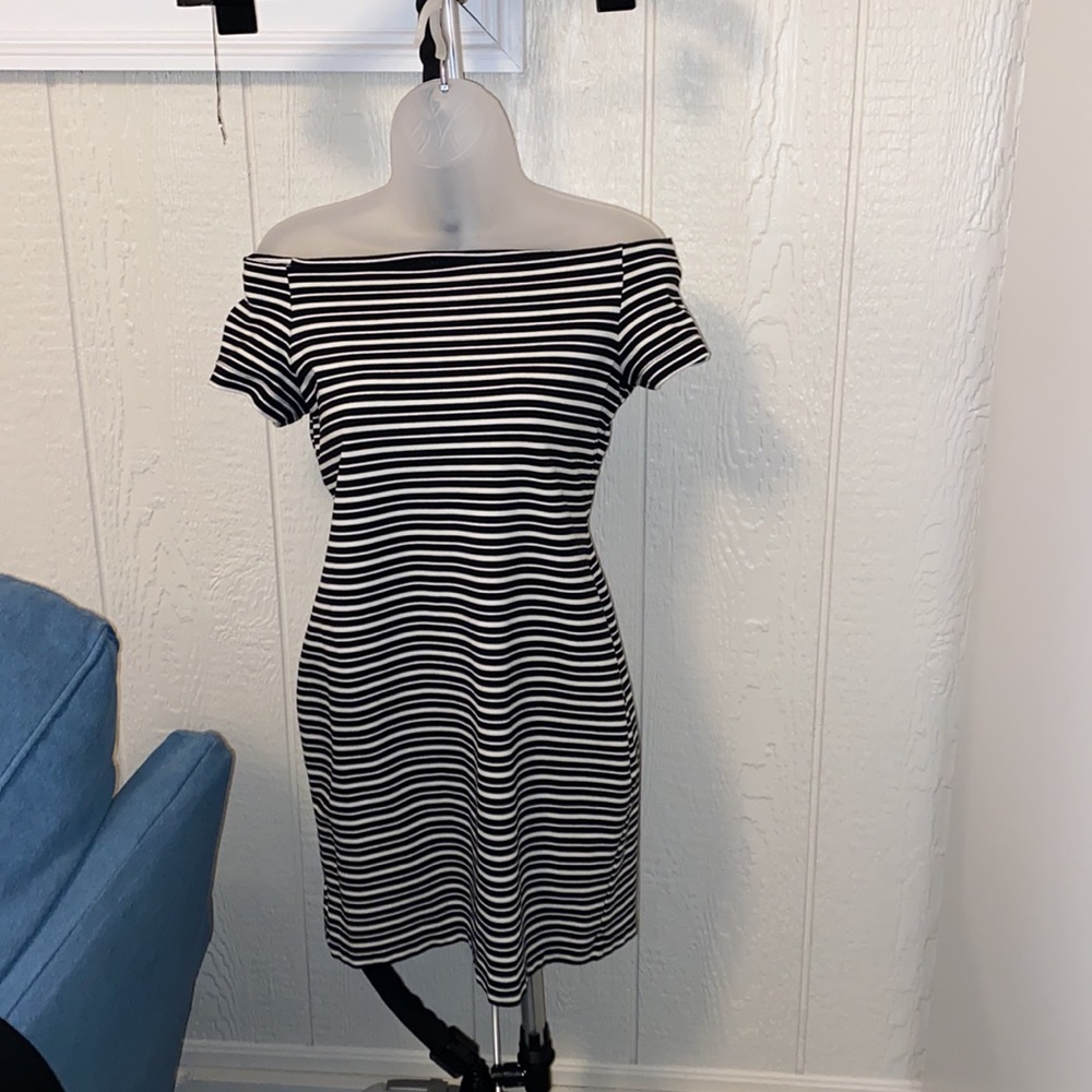Short midi dress